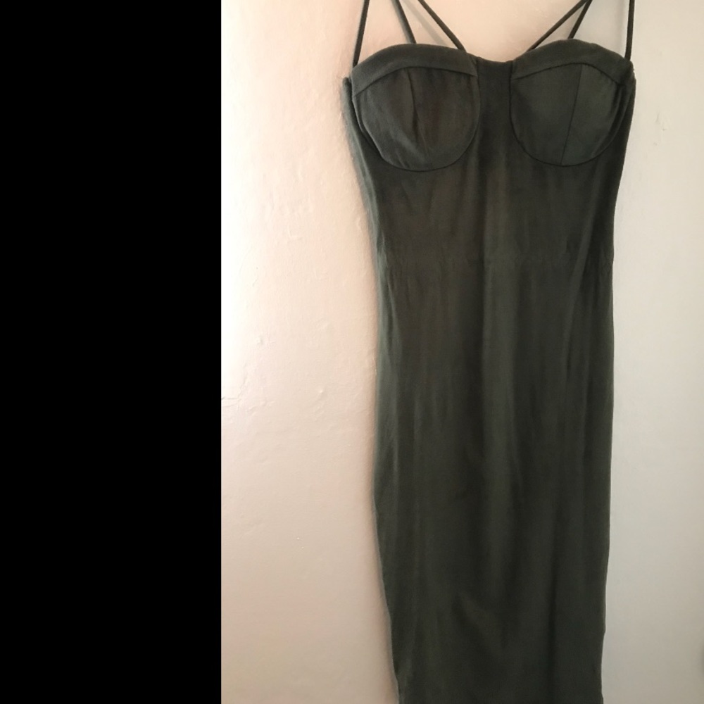 NWOT Fashion Nova Olive Green Dress 💚